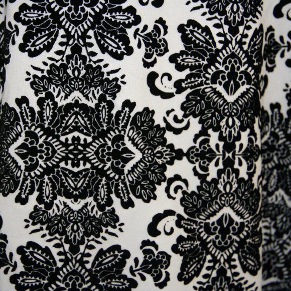 Bailey Blue Raised Velvet Sleeveless Cocktail Dress w/ pick a boo Lace Size L - Picture 2 of 3